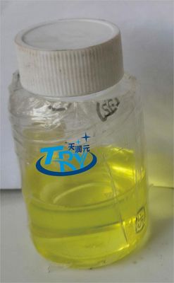 Solutions composées de systèmes de produits chimiques de production de pétrole et de gaz d'agent tensio-actif